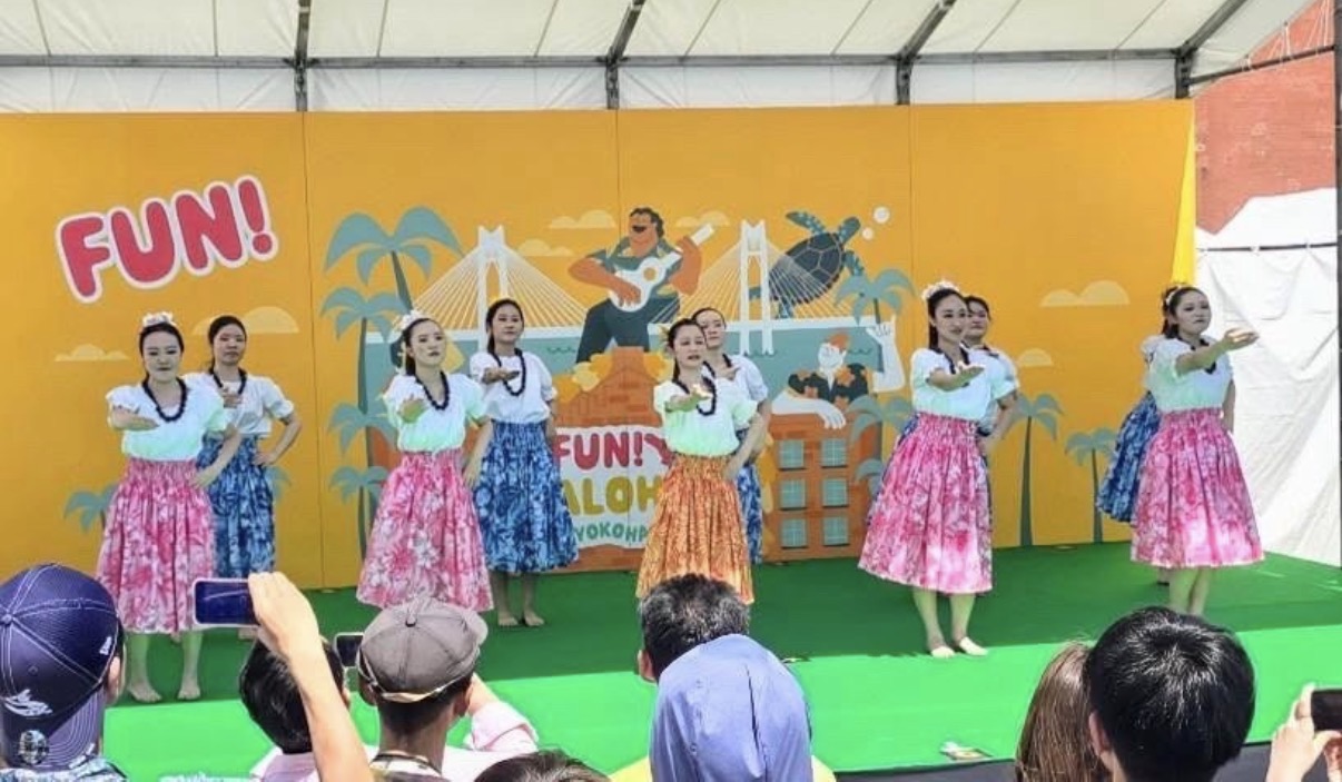 学習院大学公認フラサークル Makana Aloha 2枚目